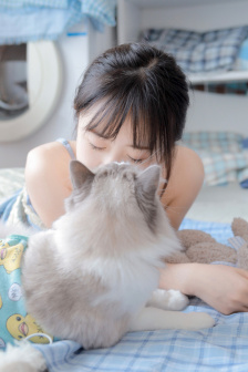 带女性功能的机器人
